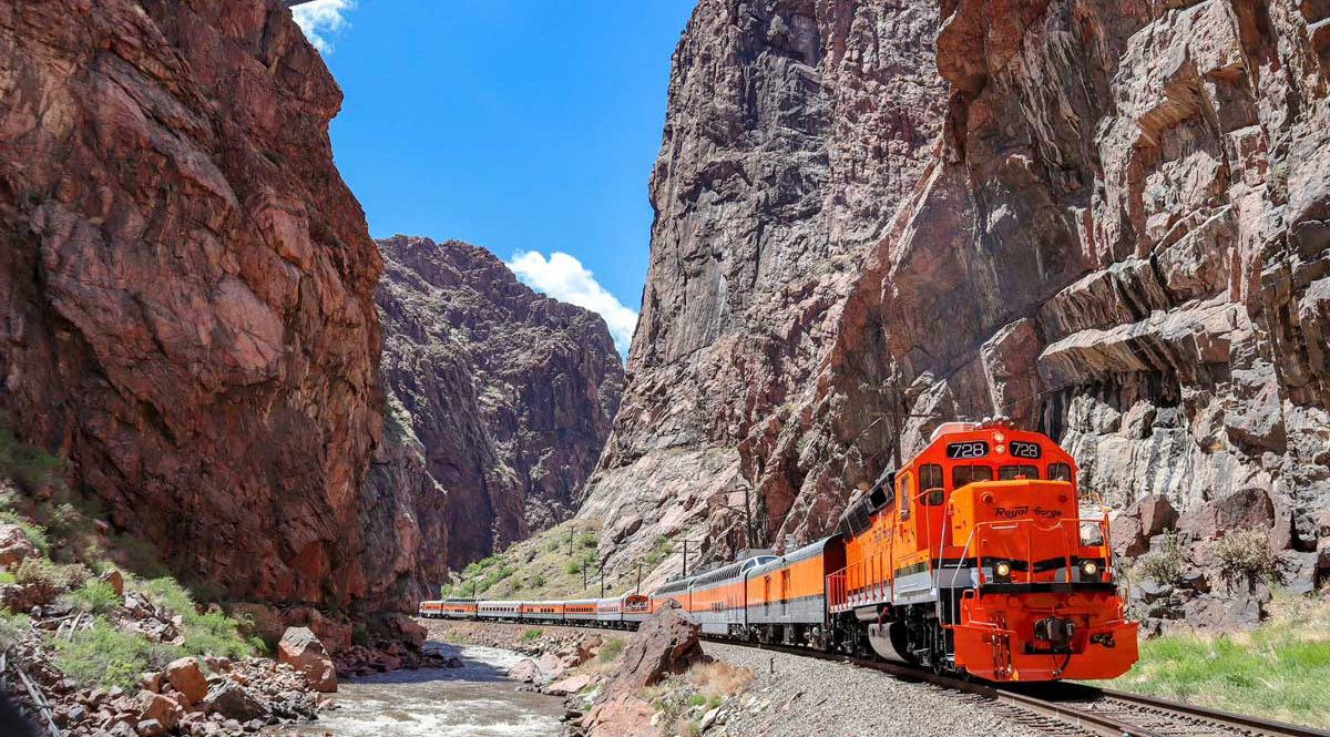 train ride through the mountains in colorado